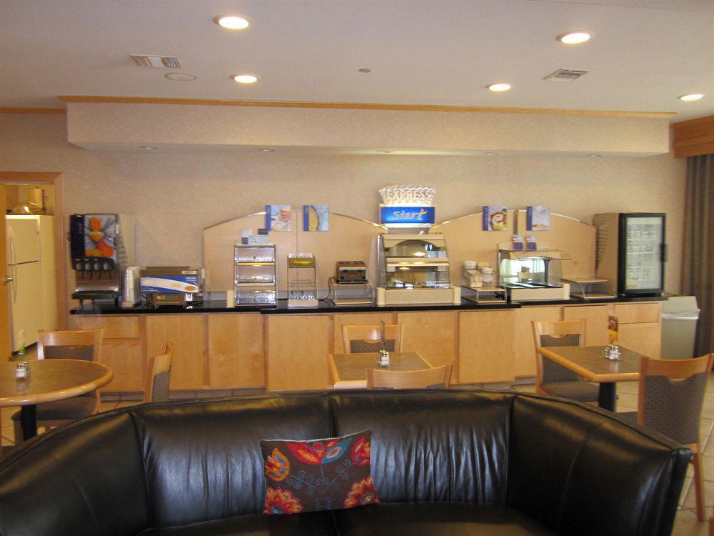 Holiday Inn Express & Suites Amarillo By Ihg Restaurante foto