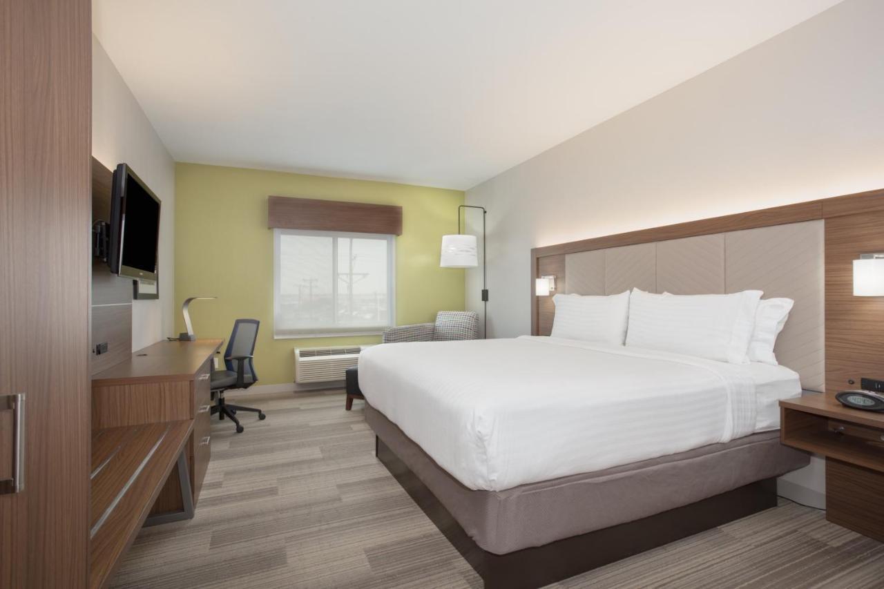 Holiday Inn Express & Suites Amarillo By Ihg Exterior foto