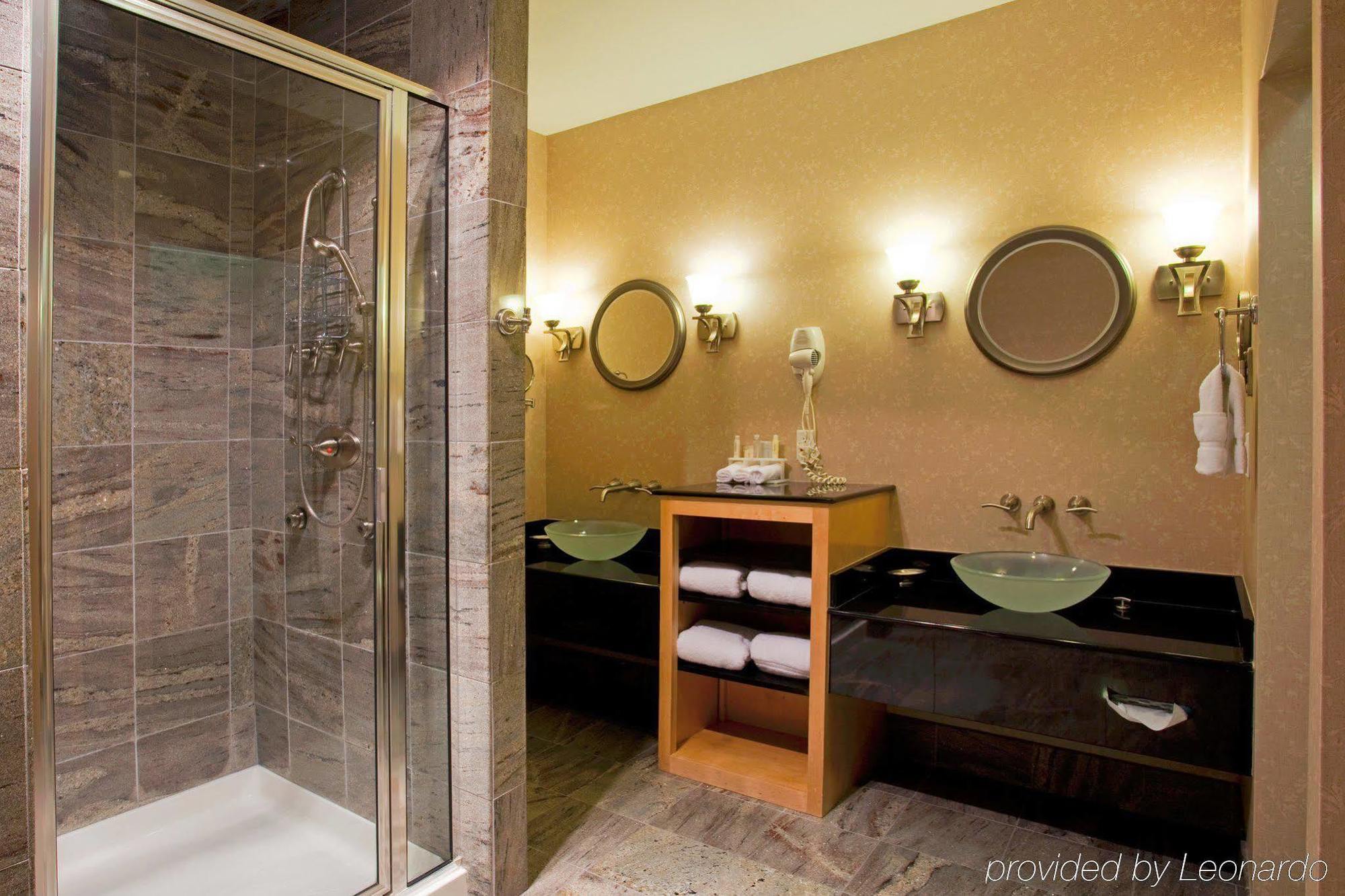 Holiday Inn Express & Suites Amarillo By Ihg Habitación foto