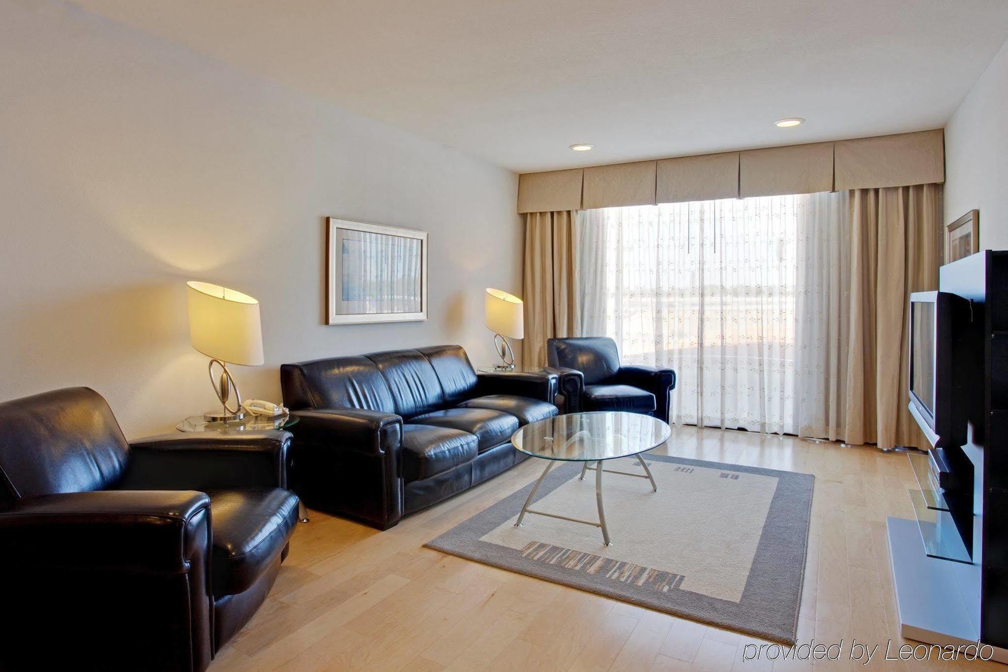 Holiday Inn Express & Suites Amarillo By Ihg Habitación foto